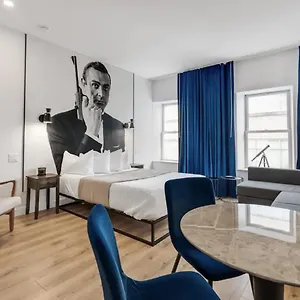 https://initial-james-bond-007-centre-ville-de-quebec.hotelsquebeccity.net