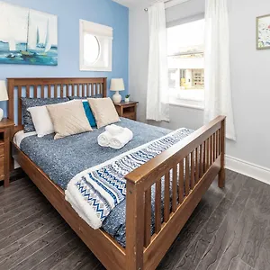 Pet-friendly - Near Chinatown & Little Italy Ottawa
